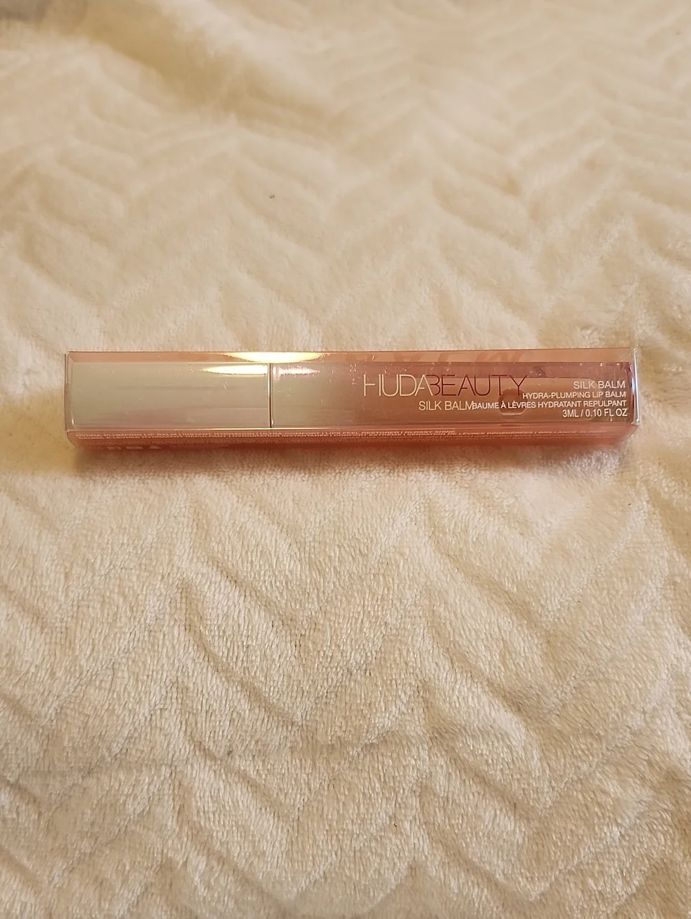 BNIB - Huda Beauty Silk Balm Hydrating Lip Balm - BLUSH